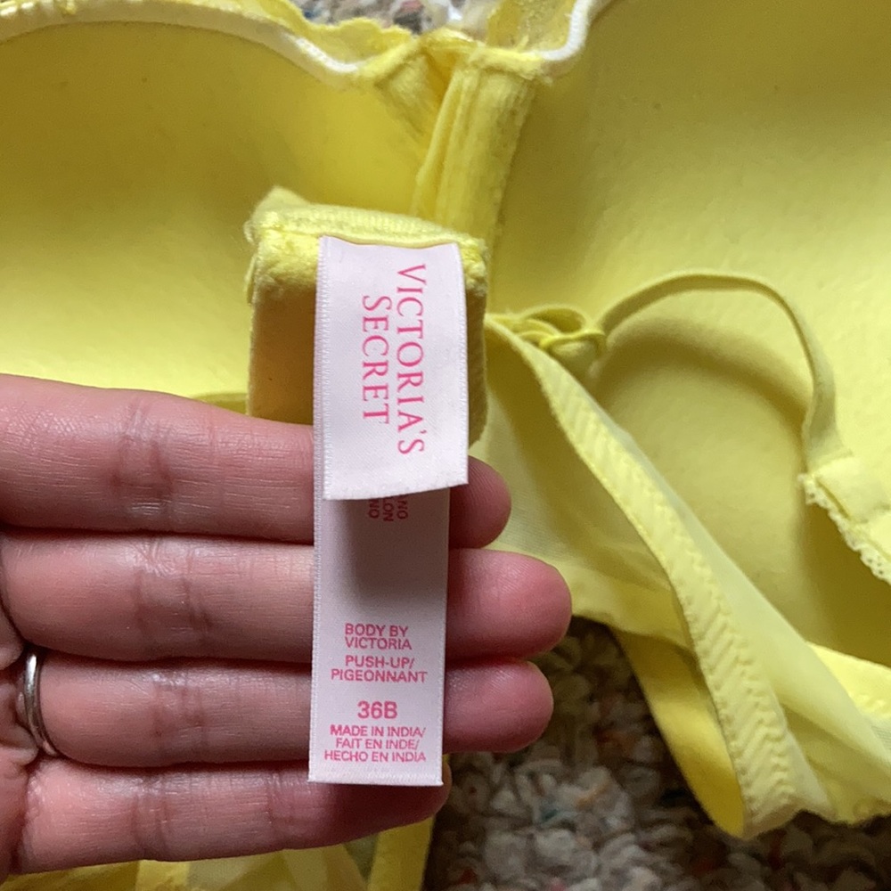 Body by Victoria Push-Up bra - Picture 2 of 2